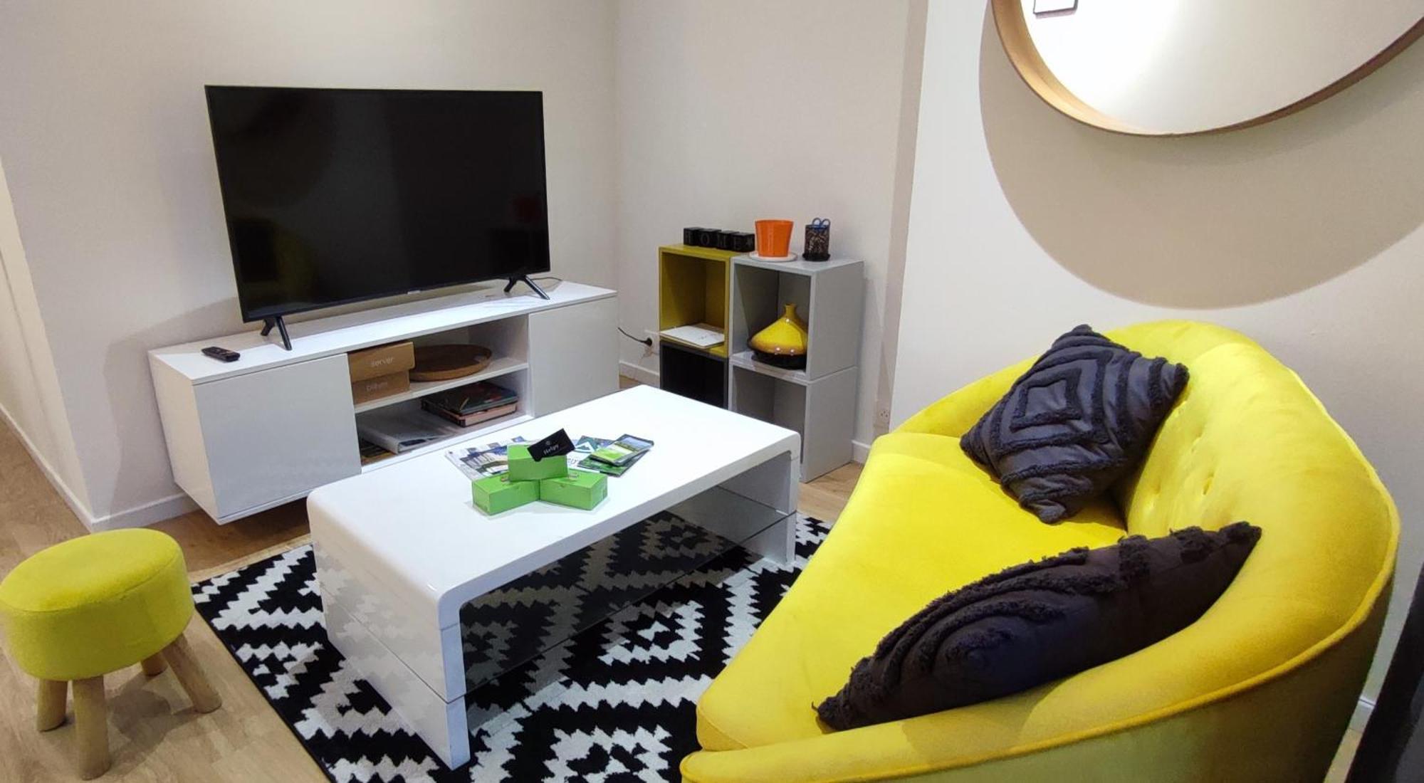 Chaleureux - Bien Equipe - Hypercentre - 2Ch 6Pers Apartment Pau Exterior photo